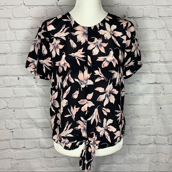 Madewell Silk Button-Back Tie Tee in Winter Orchid - Picture 4 of 11